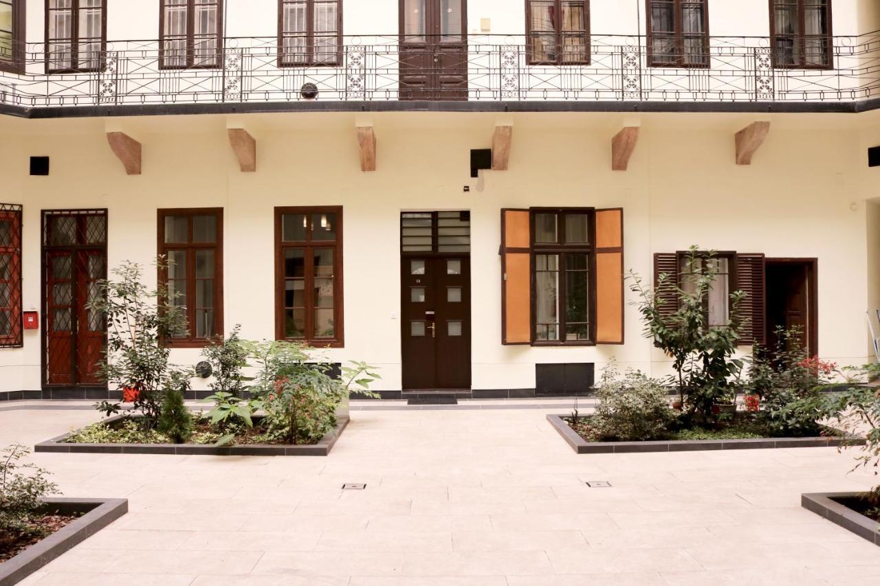 Little Dream Budapeste Exterior foto